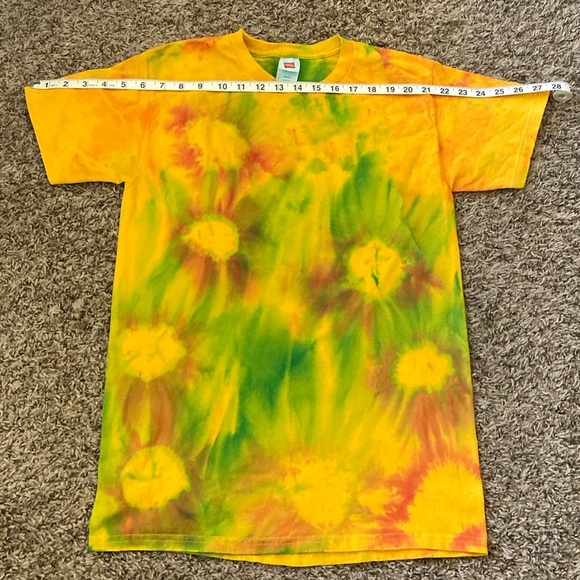Tie-dye t-shirt NWOT - Picture 4 of 7